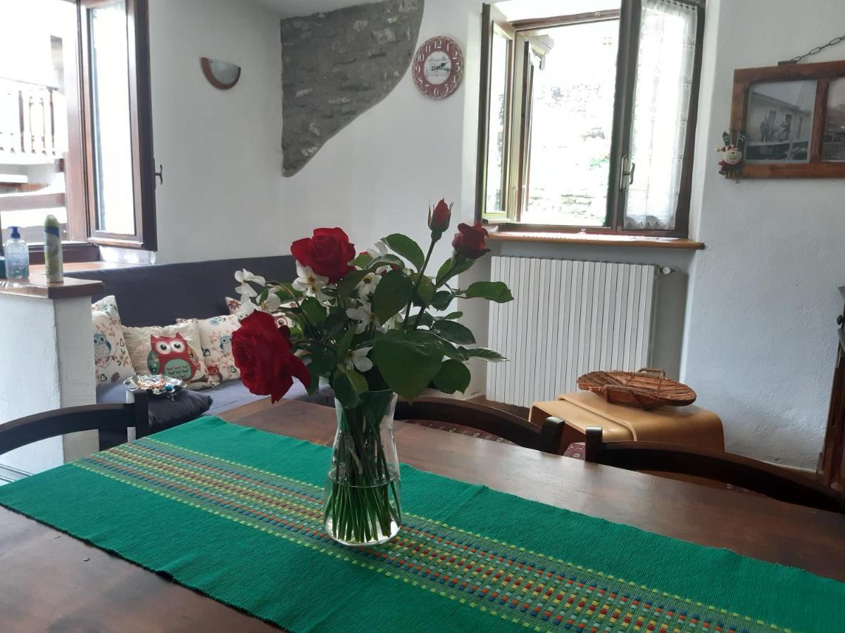Sauze d'Oulx with garden, ciâbőt la garitüla Sauze D'Oulx Exterior foto