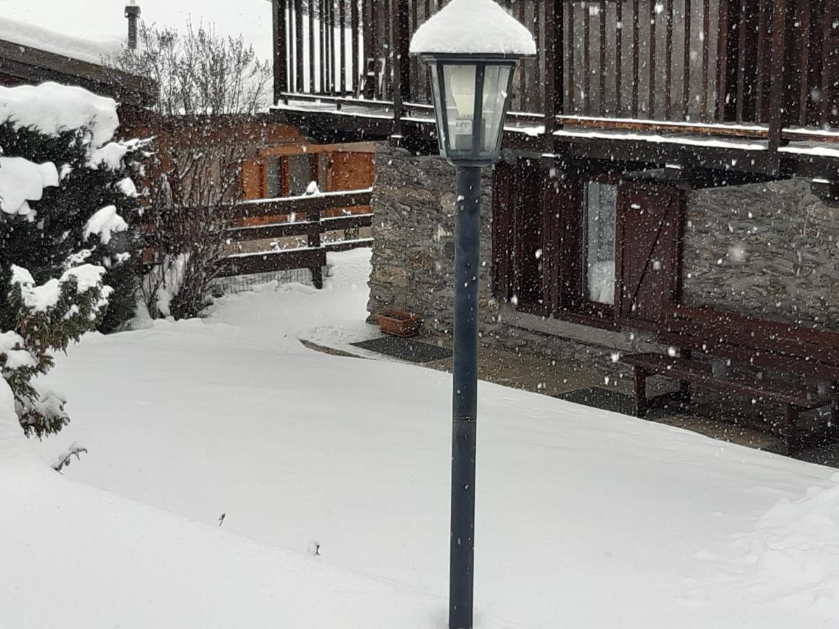 Sauze d'Oulx with garden, ciâbőt la garitüla Sauze D'Oulx Exterior foto