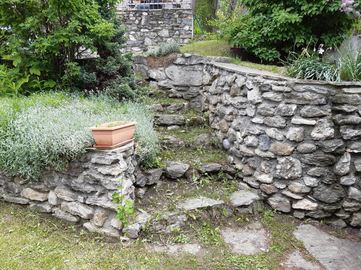 Sauze d'Oulx with garden, ciâbőt la garitüla Sauze D'Oulx Exterior foto