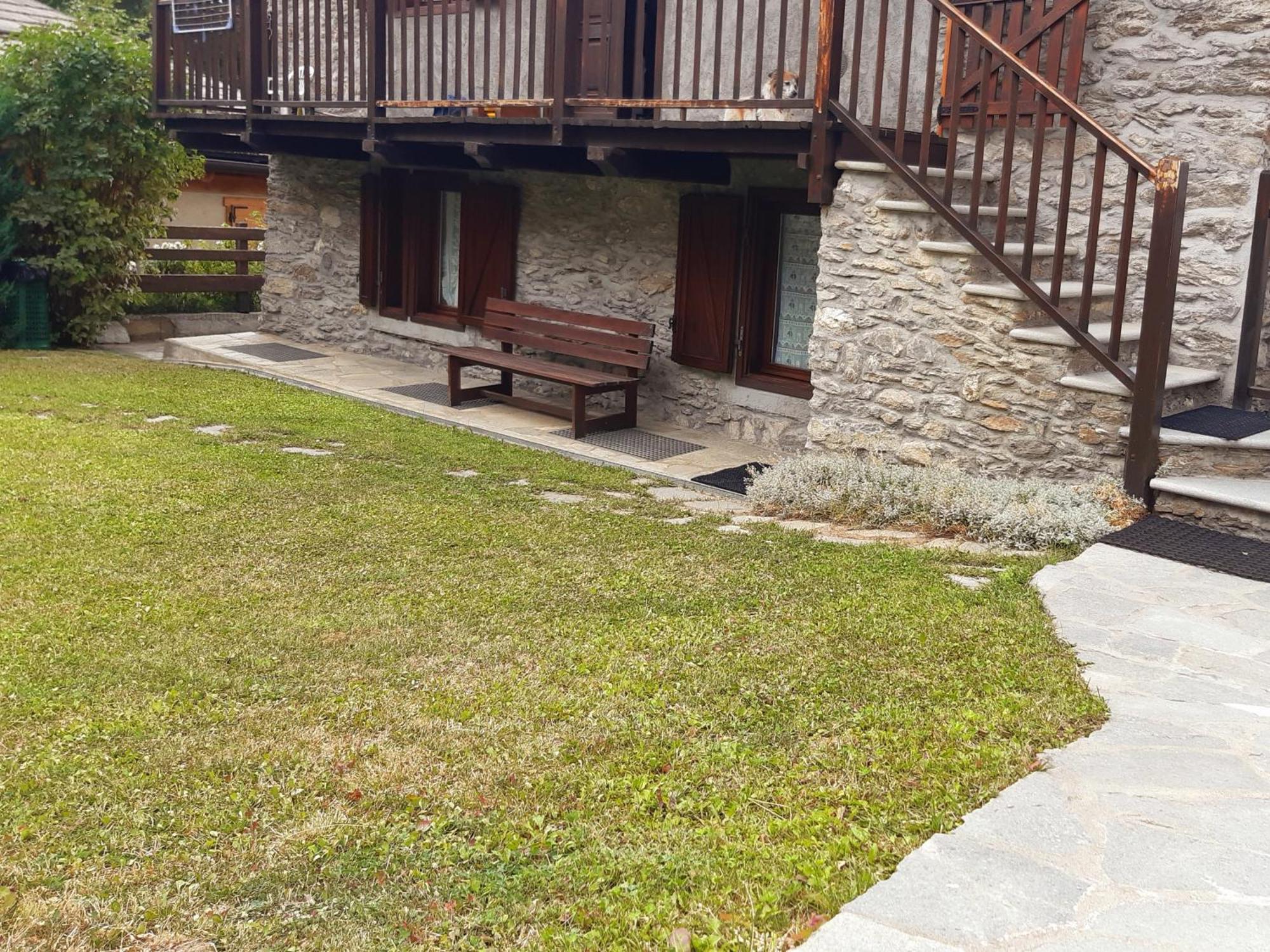 Sauze d'Oulx with garden, ciâbőt la garitüla Sauze D'Oulx Exterior foto